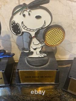 10 Vintage Snoopys & Friends Linus Charlie Brown Woodstock Aviva Trophy's