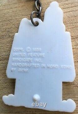 1958 United Features SNOOPY Keychain Charlie Brown AVIVA HAND CRAFTED HONG KONG