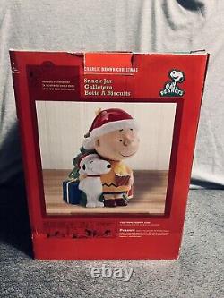 2012 Gibson Peanuts Charlie Brown Snoopy Christmas Tree Holiday Treat Snack Jar