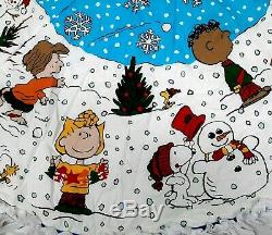 64 PEANUTS Gang Charlie Brown Snoopy CHRISTMAS TREE SKIRTWhite BackLace Trim