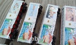 A Charlie Brown Christmas model train set HO scale athearn boxcar Snoopy peanuts