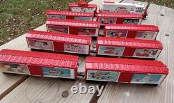 A Charlie Brown Christmas train set O gauge Lionel boxcars Snoopy engine caboose