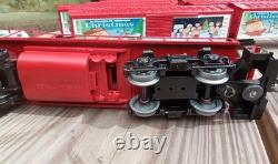A Charlie Brown Christmas train set O gauge Lionel boxcars Snoopy engine caboose