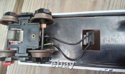 A Charlie Brown Christmas train set O gauge Lionel boxcars Snoopy engine caboose