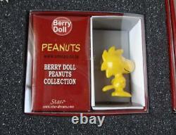 BERRY DOLL PEANUTS COLLECTION SNOOPY Charlie Brown Woodstock baseball Figure