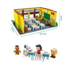 BanBao Snoopy School Classroom Building Block Set 595 PCS Peanuts Collection