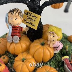 Bradford Exchange Peanuts It's The Great Pumpkin Charlie Brown LED Illuminated