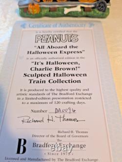 Bradford Exchange Peanuts Its Halloween Charlie Brown Sculpted Train Set 5pc COA