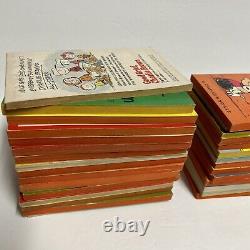 Charles M Schulz 1960's Charlie Brown Peanuts Snoopy Lot Of 43 PB Comic Books