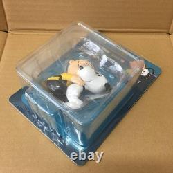Charlie Brown Snoopy Figure Peanuts Doll Figurine Interior Toy
