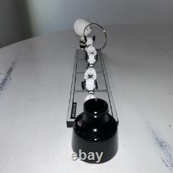 Charlie Brown Snoopy LTD Edition Peanuts Figurerine Black White Friend Jump Hoop