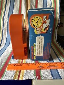 Charlie Brown Snoopy Peanuts Gang Janex Alarm Clock 1974 Talks! Works! Org. Box