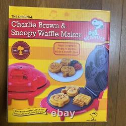 Charlie Brown Snoopy Waffle Maker