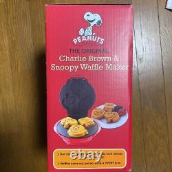 Charlie Brown Snoopy Waffle Maker