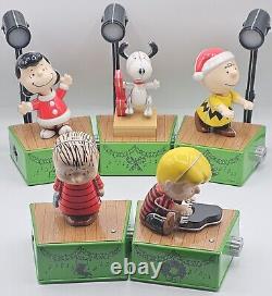 Complete 2017 Hallmark Peanuts Christmas Dance Party withLights Snoopy Linus Lucy