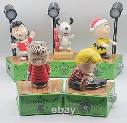 Complete 2017 Hallmark Peanuts Christmas Dance Party withLights Snoopy Linus Lucy