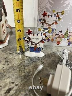 DEPT 56 PEANUTS House Gift Set Snoopy Lucy Charlie Brown Christmas Lane NEW