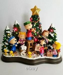 Danbury Mint Christmas Time Is Here Peanuts Charlie Brown Tree Lighted Decor
