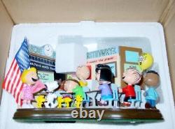 Danbury Mint PEANUTS Snoopy YOU'RE A CLASS ACT Charlie Brown (NEW) RARE 2007