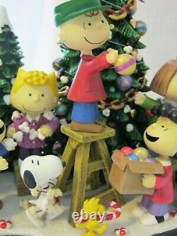 Danbury Mint Peanuts CHRISTMAS TIME IS HERE Charlie Brown Snoopy & Friends