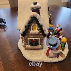 Danbury Mint Peanuts Christmas Lighted Cottage House Charlie Brown Snoopy FLAWS