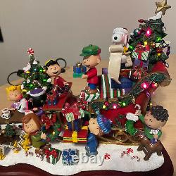 Danbury Mint Peanuts Christmas Sleigh Snoopy Charlie Brown Holiday Figurine ExCd
