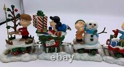 Danbury Mint Peanuts Christmas Train Holiday 5 Piece Snoopy Charlie Brown COA