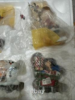 Danbury Mint Peanuts Christmas Train Snoopy, Charlie Brown, Lucy, Linus, Sally