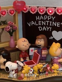 Danbury Mint Peanuts Light Up Holiday Collection Valentine's Day Be My Valentine