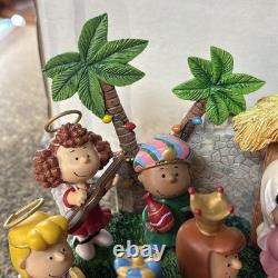 Danbury Mint Peanuts Nativity Snoopy Charlie Brown Christmas Pageant Scene