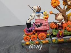 Danbury Mint Peanuts Pumpkin Patch Express Halloween Train Snoopy Charlie Brown