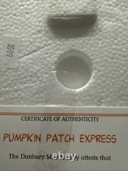 Danbury Mint Peanuts Pumpkin Patch Express Halloween Train Snoopy Charlie Brown