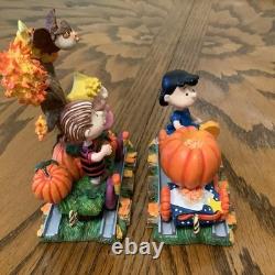 Danbury Mint Peanuts Pumpkin Patch Express Halloween Train Snoopy Charlie Brown