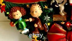 Danbury Mint Peanuts Snoopy Christmas Wreath Charlie Brown Lighted 15-18 RARE