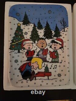 Danbury Mint Peanuts Snoopy Christmas with Charlie Brown Panoramic Plate set