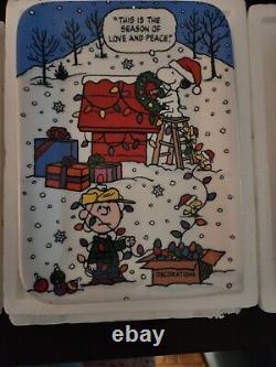 Danbury Mint Peanuts Snoopy Christmas with Charlie Brown Panoramic Plate set