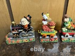Danbury Mint Peanuts The Thanksgiving Special Train Figure Set Charlie Brown