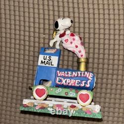 Danbury Mint Peanuts Valentines Day Train Snoopy Charlie Brown