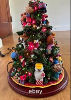 Danbury Mint The Peanuts Christmas Tree Charlie Brown Snoopy