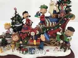 Danbury Mint The Peanuts Gang Christmas Sleigh Light Up Snoopy Charlie Brown