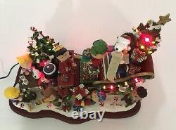 Danbury Mint The Peanuts Gang Christmas Sleigh Light Up Snoopy Charlie Brown