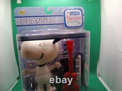 Dancing Snoopy Charlie Brown Christmas Memory Lane NOS in package 2004 dated