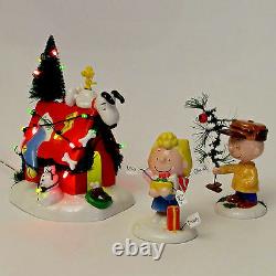 Department 56 A VERY SNOOPY CHRISTMAS 3Pc Set Lighted Charlie Brown MIB 59092