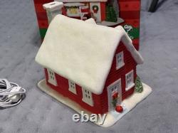 Department 56 Peanuts Charlie Brown's House Lighted Building Christmas Village