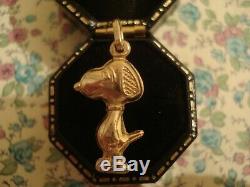 Enchanting, Finely Crafted 9CT Gold Charlie Brown's Snoopy Dog Pendant/Charm