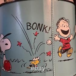 Extremely Rare 1973 Snoopy Peanuts Baseball Ice Bucket MUSIC BOX Charlie Brown