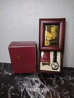 Fossil Snoopy Schultz Wrist Watch Black 50th Anniversary Wooden Collectors Case