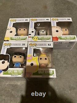 Funko Pop! Lot Of 5! RETIREPeanuts Snoopy, Charlie Brown, Linus, Sally, and Lucy