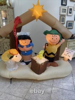 Gemmy Snoopy & Charlie Brown Christmas Play Nativity Scene 6 Feet Tall