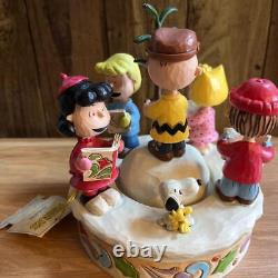 Gym Shore Charlie Brown Friends Christmas Figurine Figures Snoopy